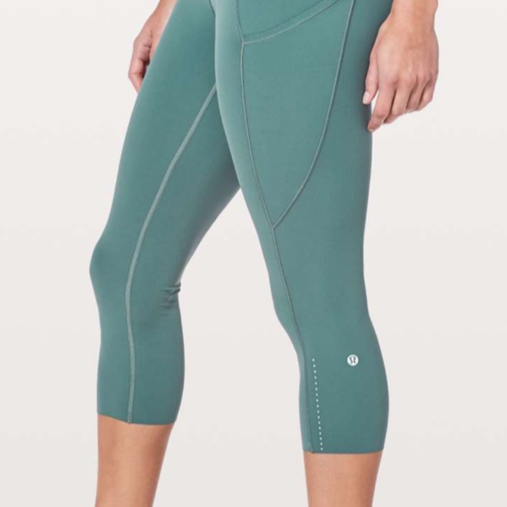 Lululemon fast and free crop 19” sz 6